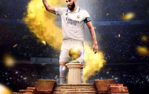 Real Madrids anfallare Benzema vinner Ballon d'Or 2022