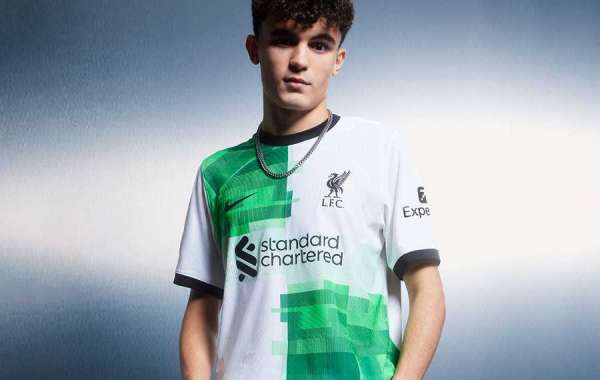 Liverpool 2023-24 Nike bortatröja